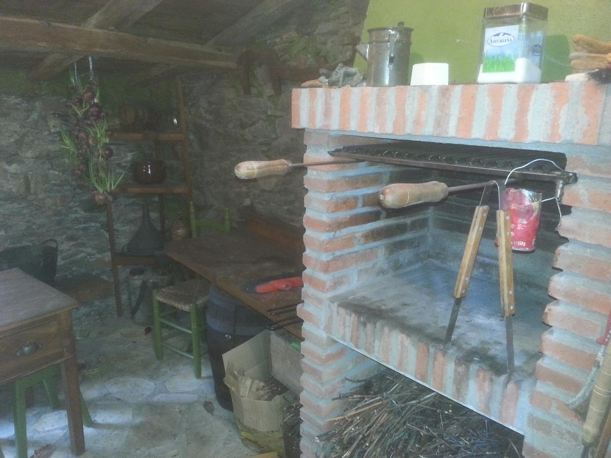 La Pumarada De Limes 2 Villa Cangas De Narcea Luaran gambar