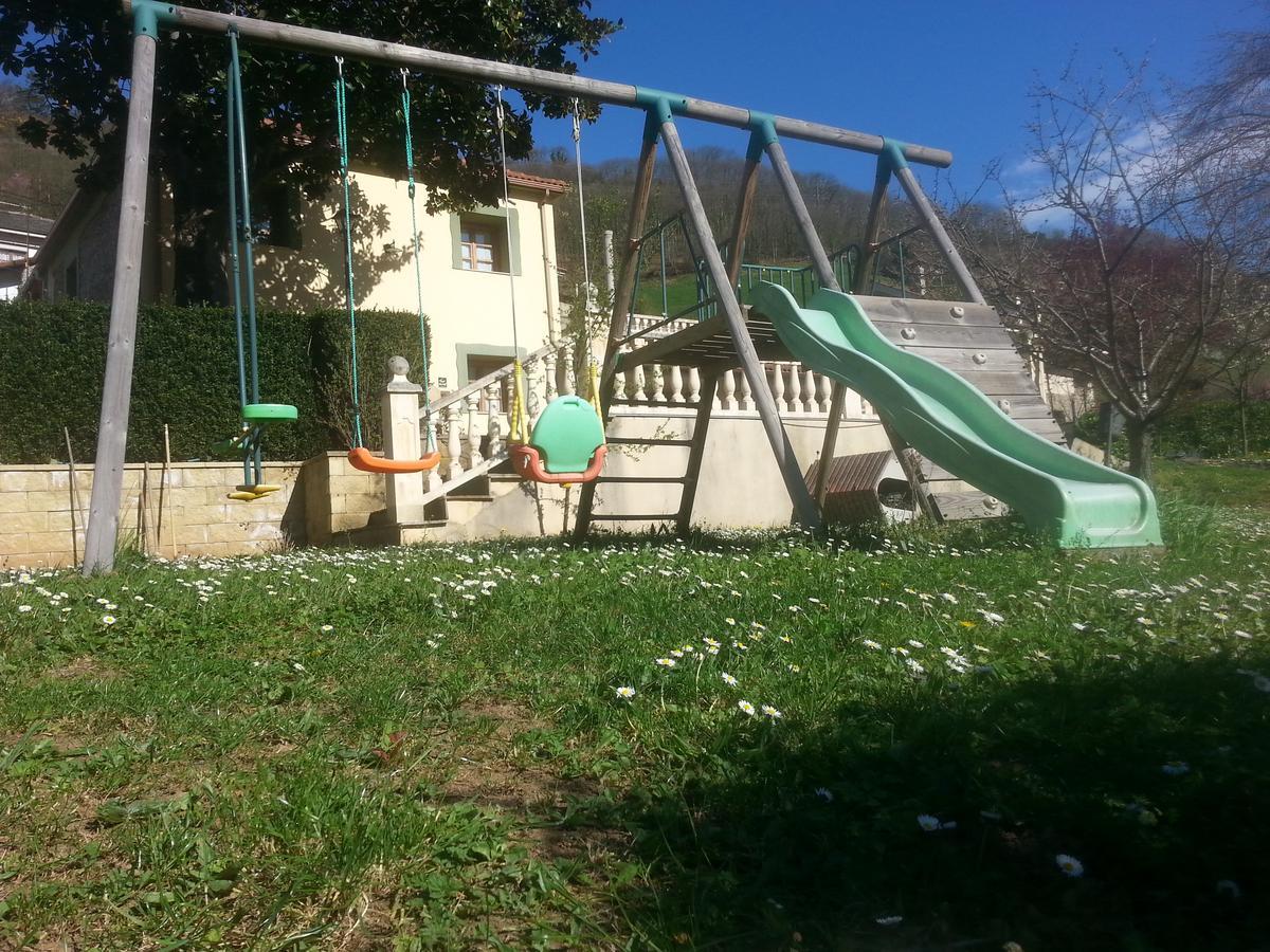 La Pumarada De Limes 2 Villa Cangas De Narcea Luaran gambar